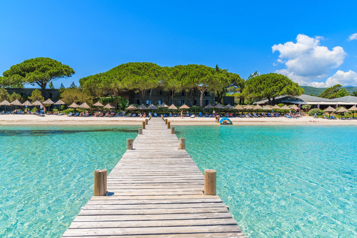 santa giulia beach