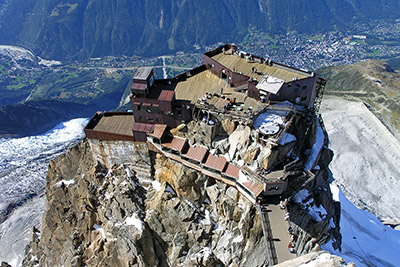 mountain station on aiguille du midi