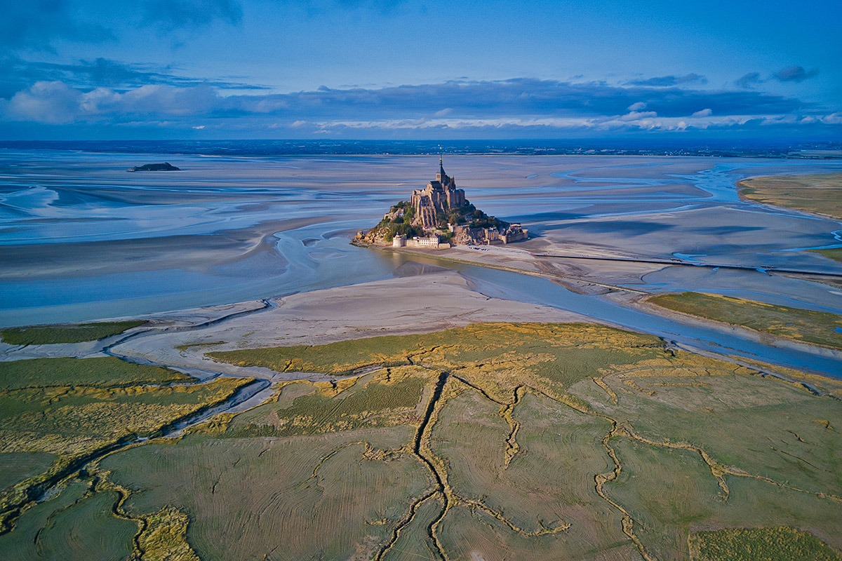mont saint michel from above