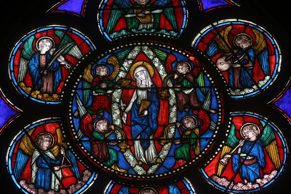 stained glass of notre dame