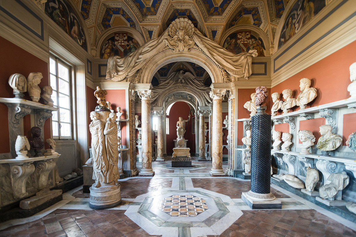 inside vatican museums