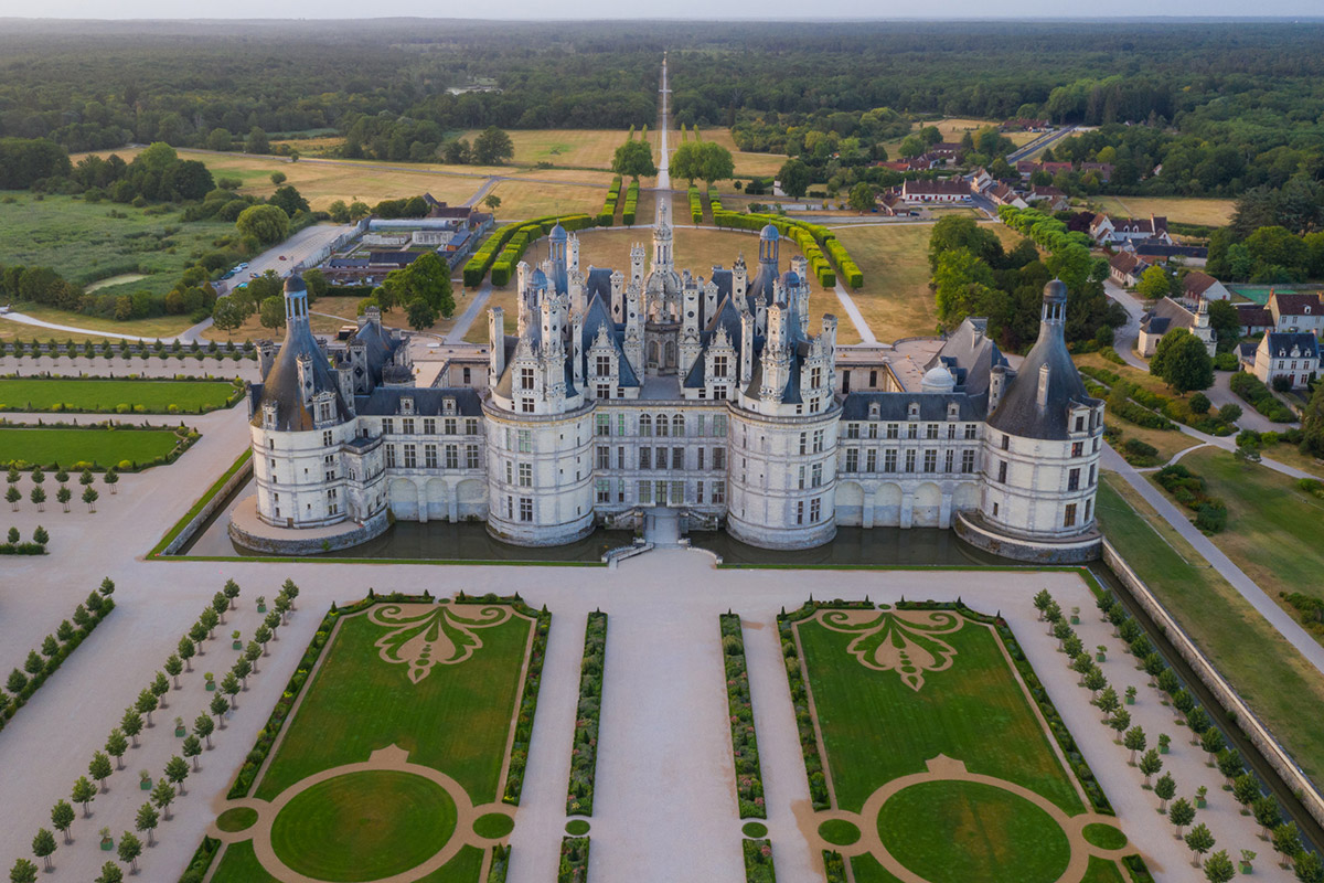 chateau chambord, loire valley